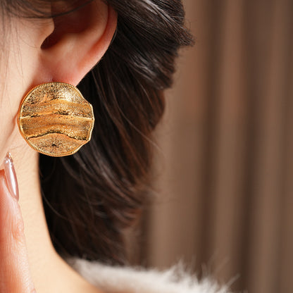 Round Pattern Alloy Stud Earrings For Women In Elegant Golden Color
