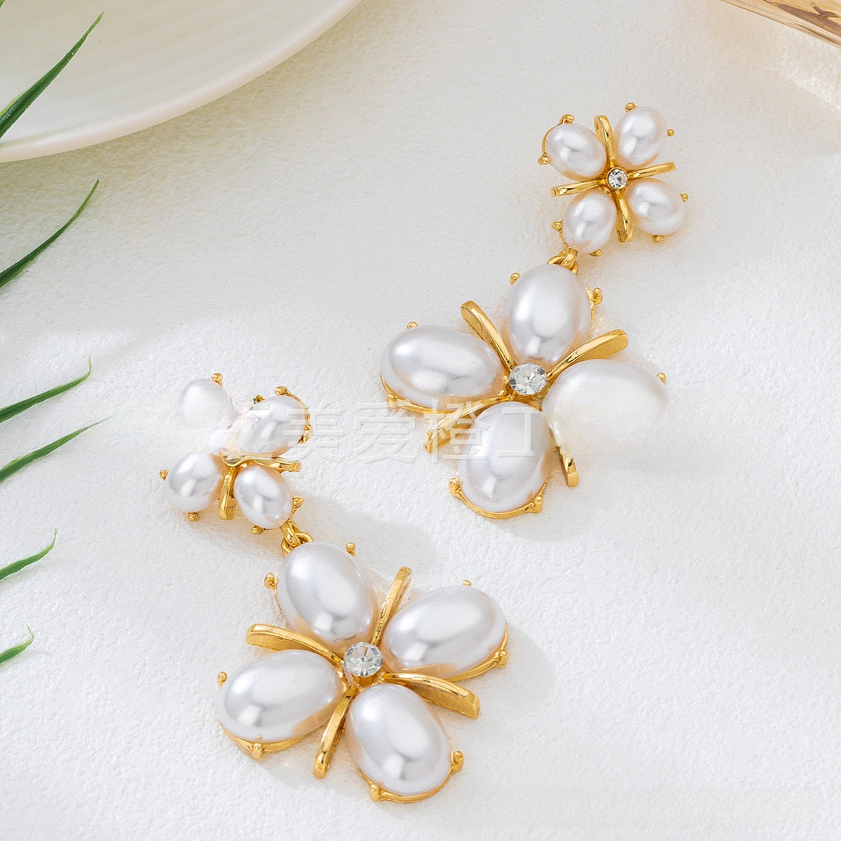 For Banquet Golden Earrings Featuring Elegant Flower Petal Design