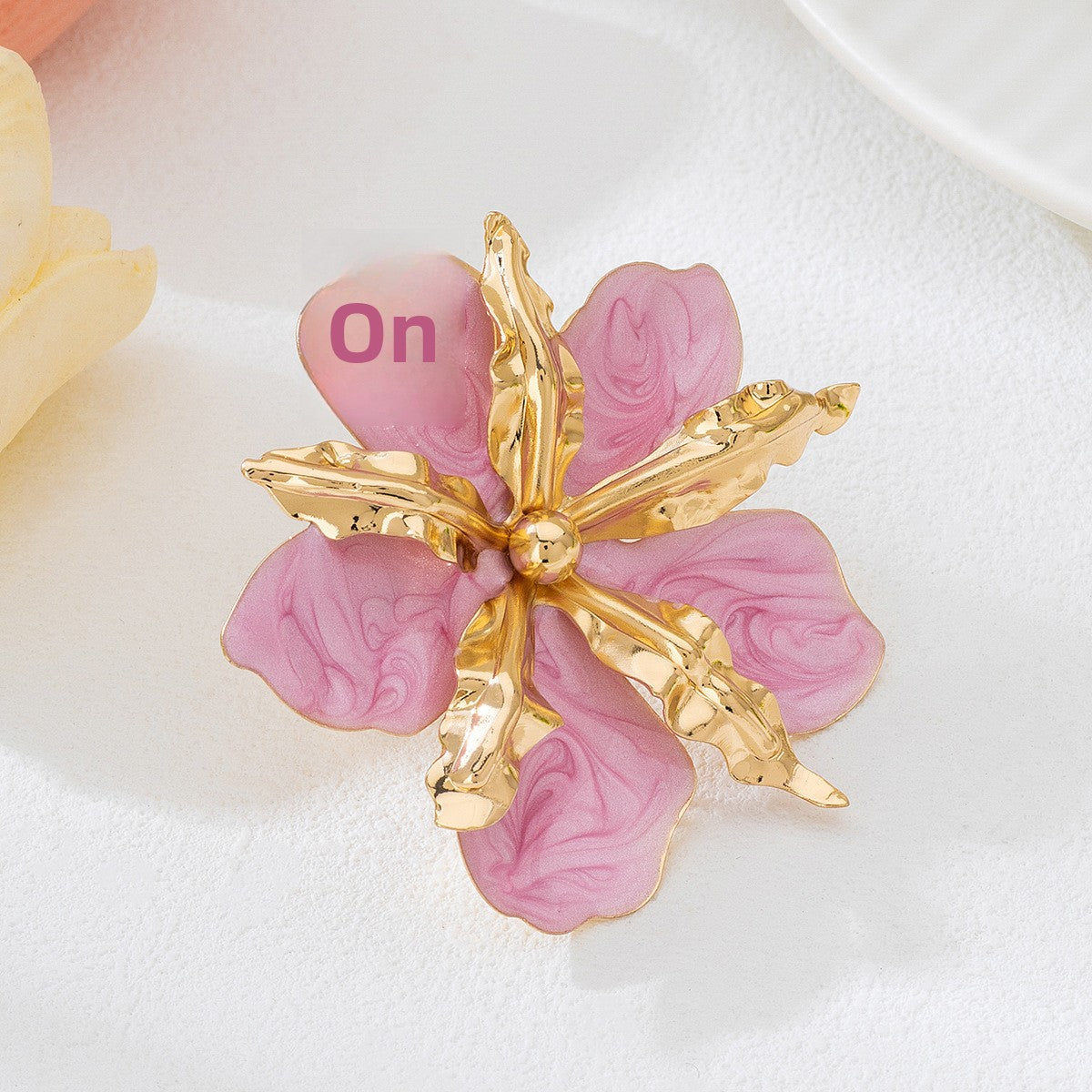 Vintage Style Open Rings Featuring Exaggerated Flower Pattern In Gold For Elegant Jewelry