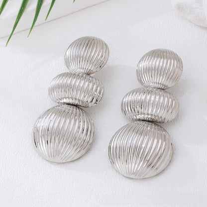 Simple Style Metal Stud Earrings In Gold And Silver, Perfect For Everyday Wear