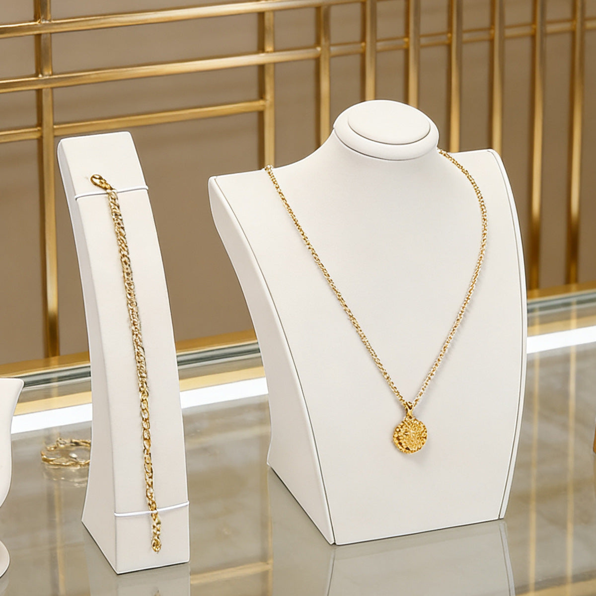 White Metal Jewelry Rack For Elegant Accessories Display