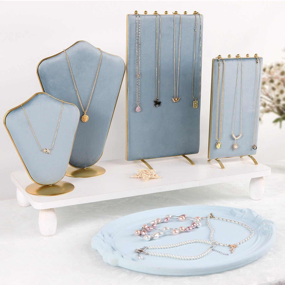 1 Piece Jewelry Rack In Light Blue Flannel For Elegant Accessory Display