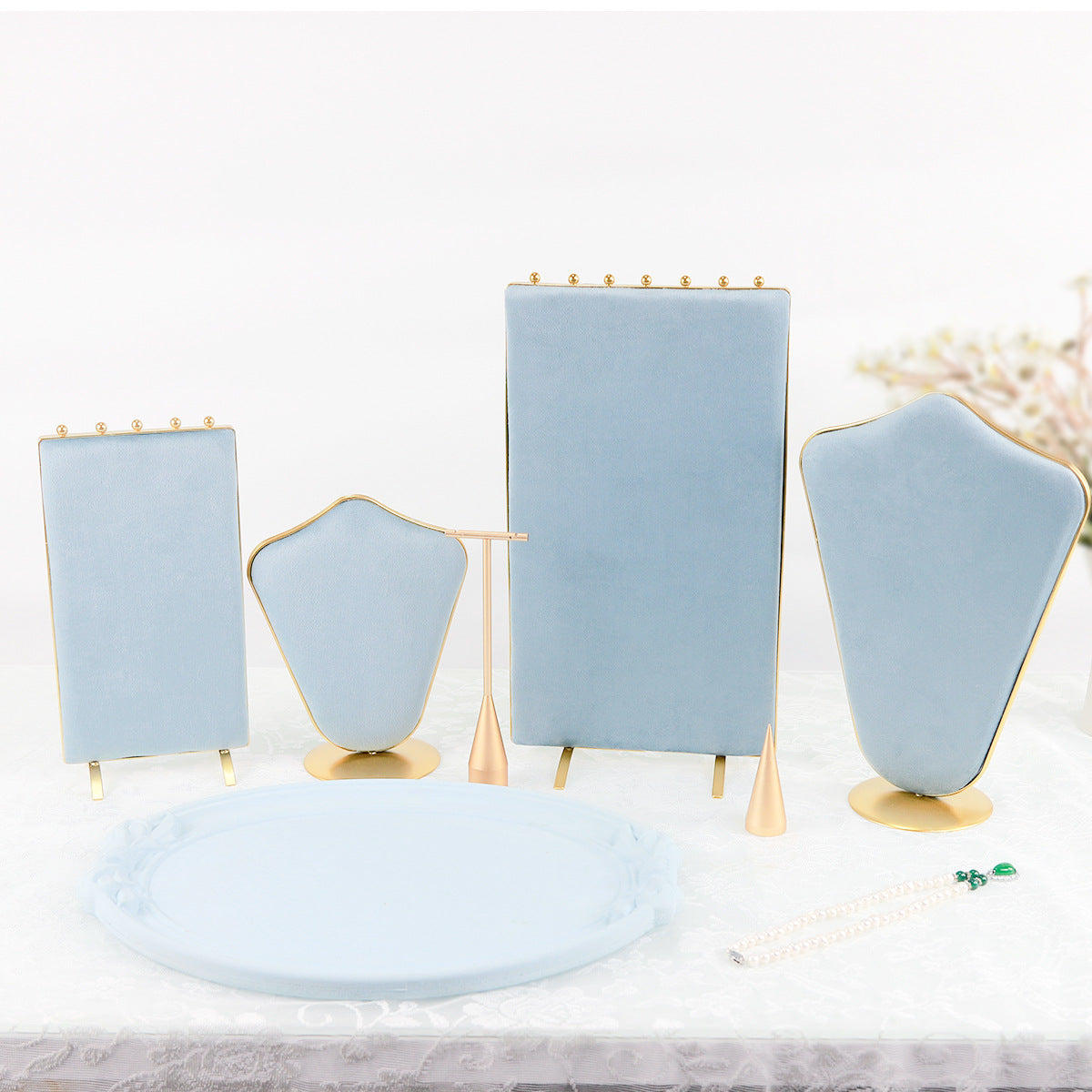 1 Piece Jewelry Rack In Light Blue Flannel For Elegant Accessory Display