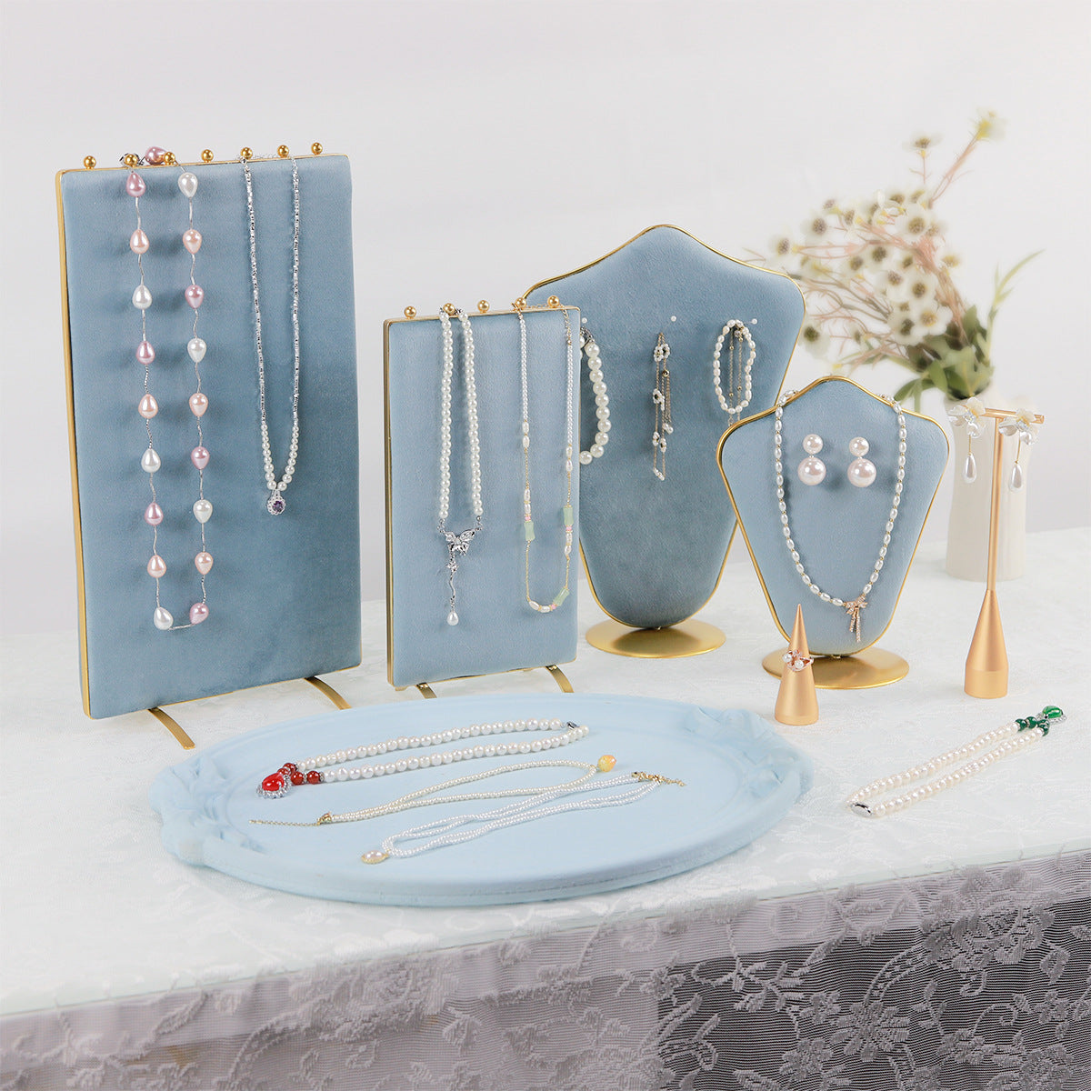 1 Piece Jewelry Rack In Light Blue Flannel For Elegant Accessory Display