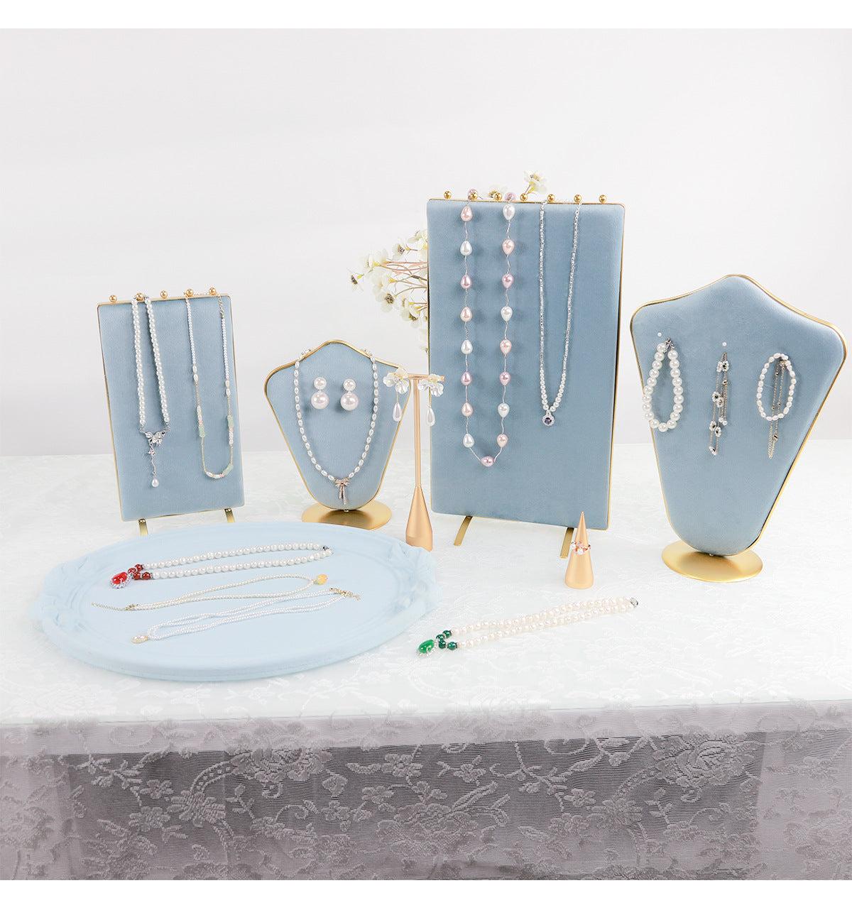 1 Piece Jewelry Rack In Light Blue Flannel For Elegant Accessory Display