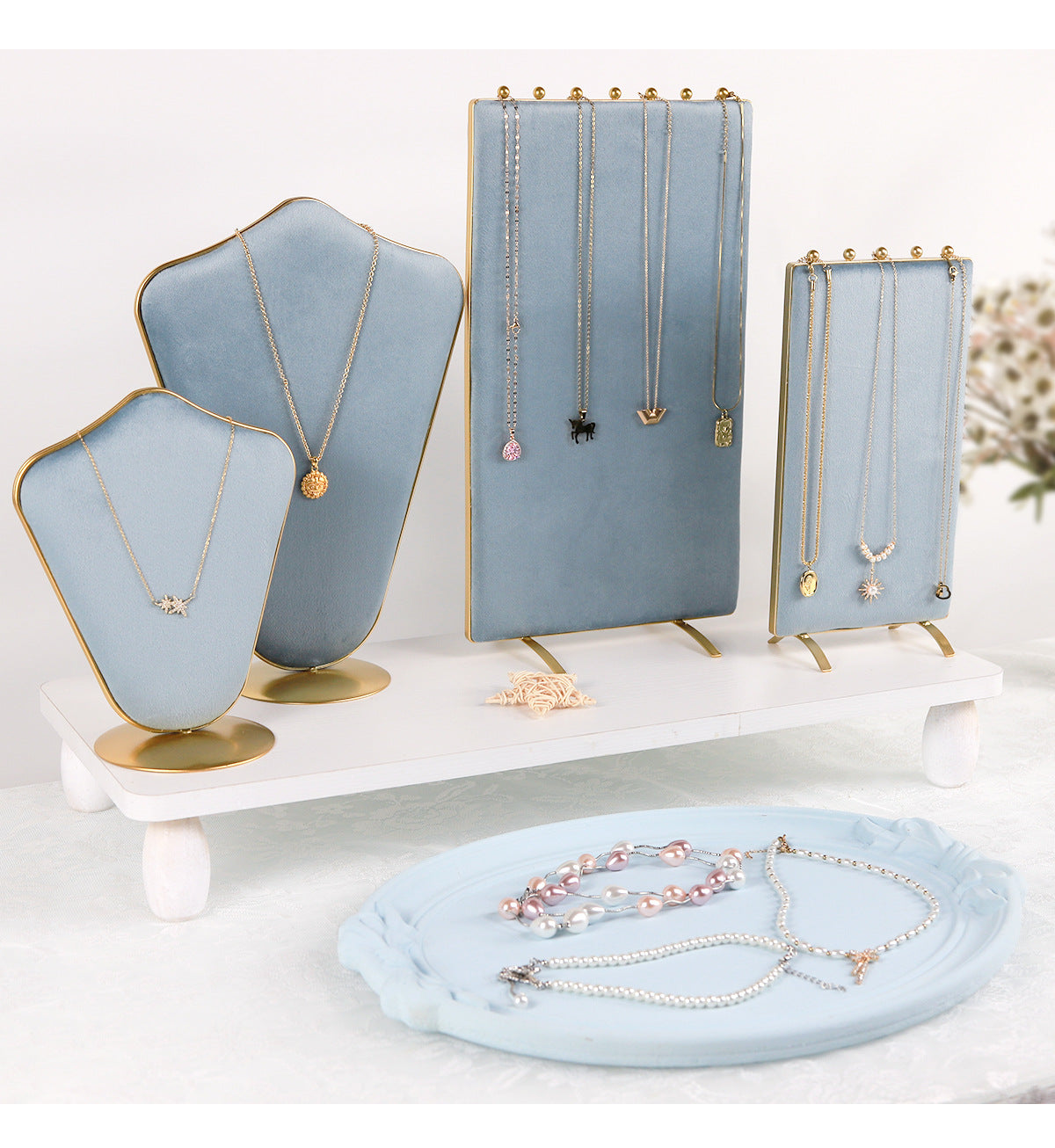 1 Piece Jewelry Rack In Light Blue Flannel For Elegant Accessory Display