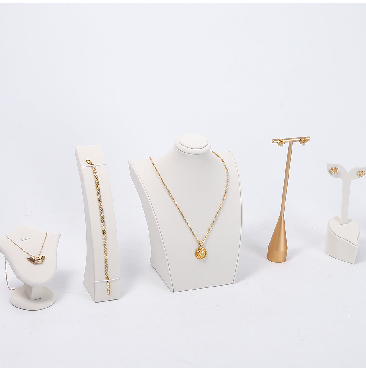 White Metal Jewelry Rack For Elegant Accessories Display