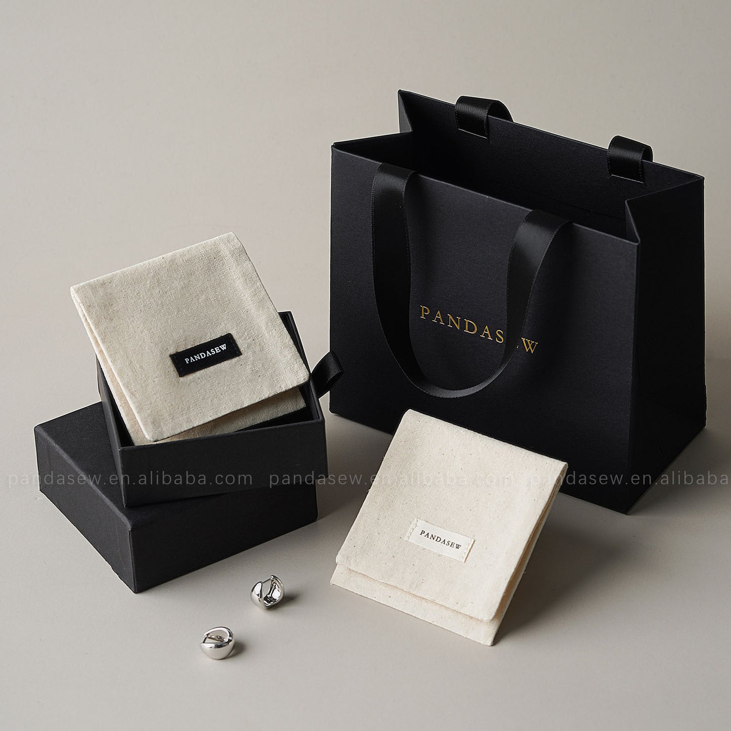 1 Piece Cotton Jewelry Packaging Bag In Beige For Elegant Jewelry Storage