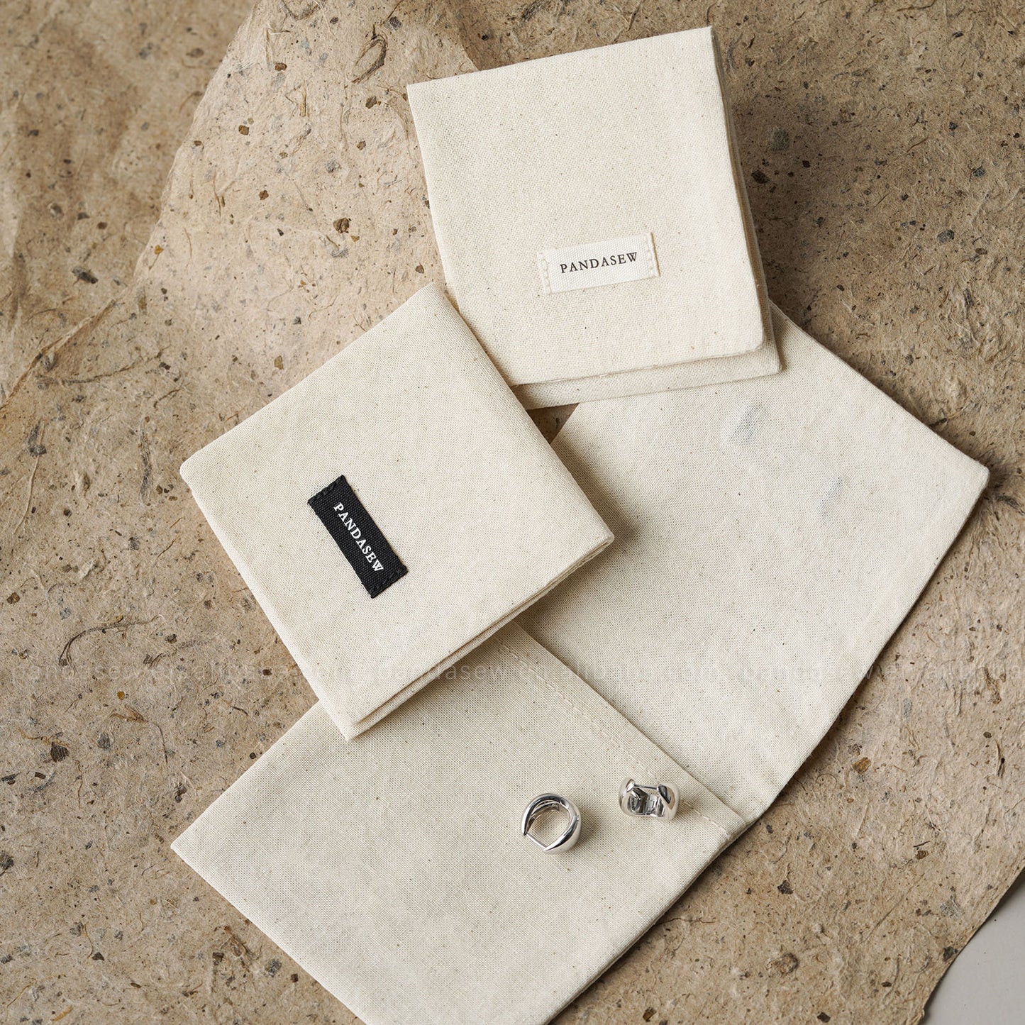 1 Piece Cotton Jewelry Packaging Bag In Beige For Elegant Jewelry Storage