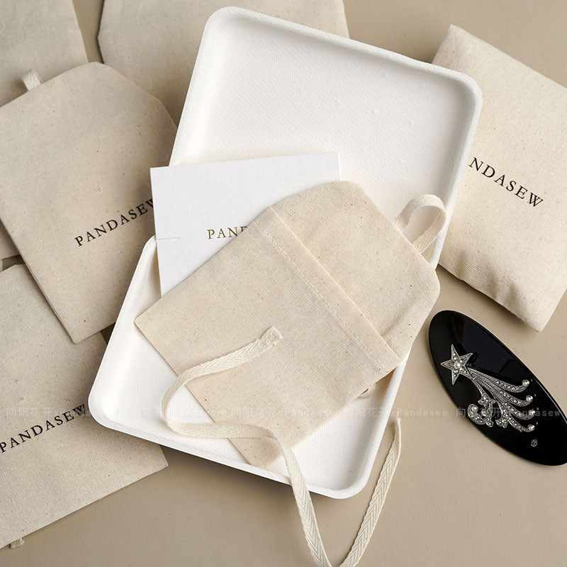 Cotton Jewelry Packaging Bags In Beige For Elegant And Eco-Friendly Jewelry Storage
