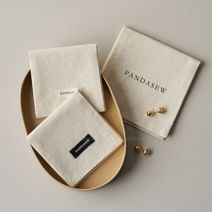 1 Piece Cotton Jewelry Packaging Bag In Beige For Elegant Jewelry Storage