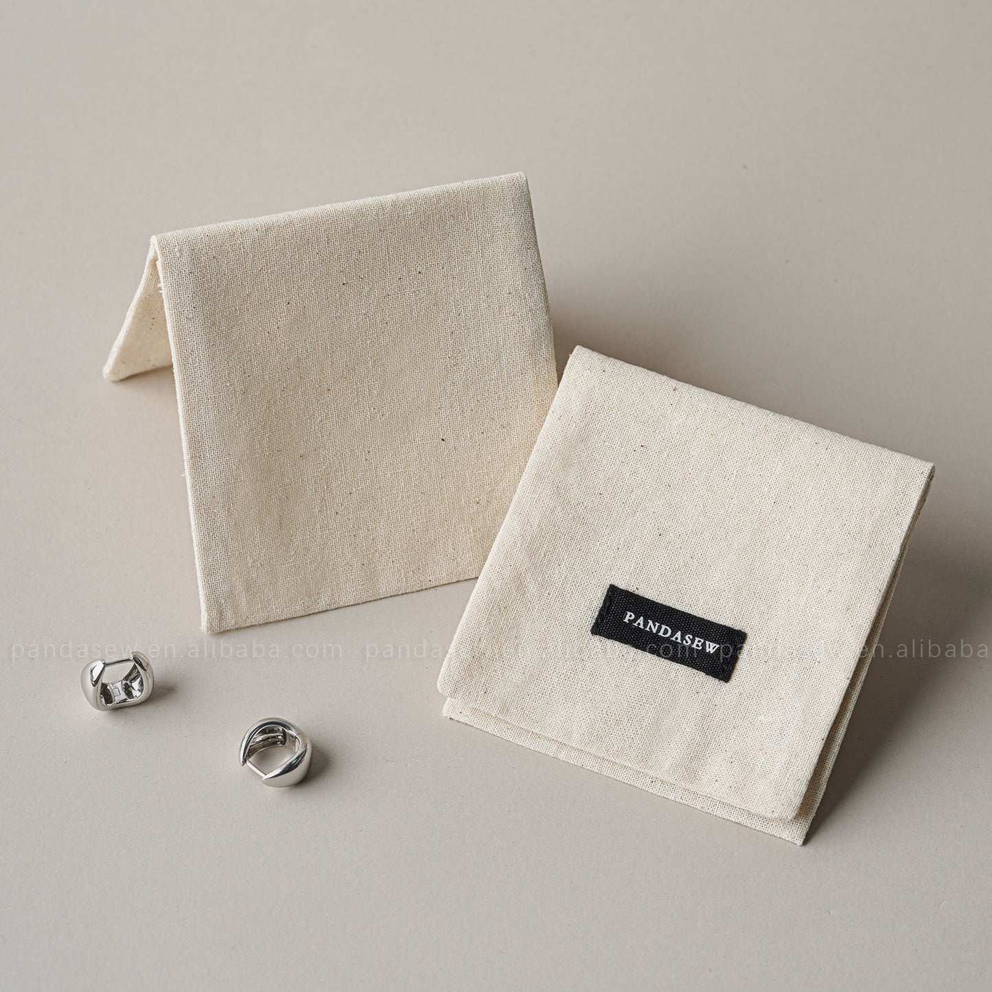 1 Piece Cotton Jewelry Packaging Bag In Beige For Elegant Jewelry Storage