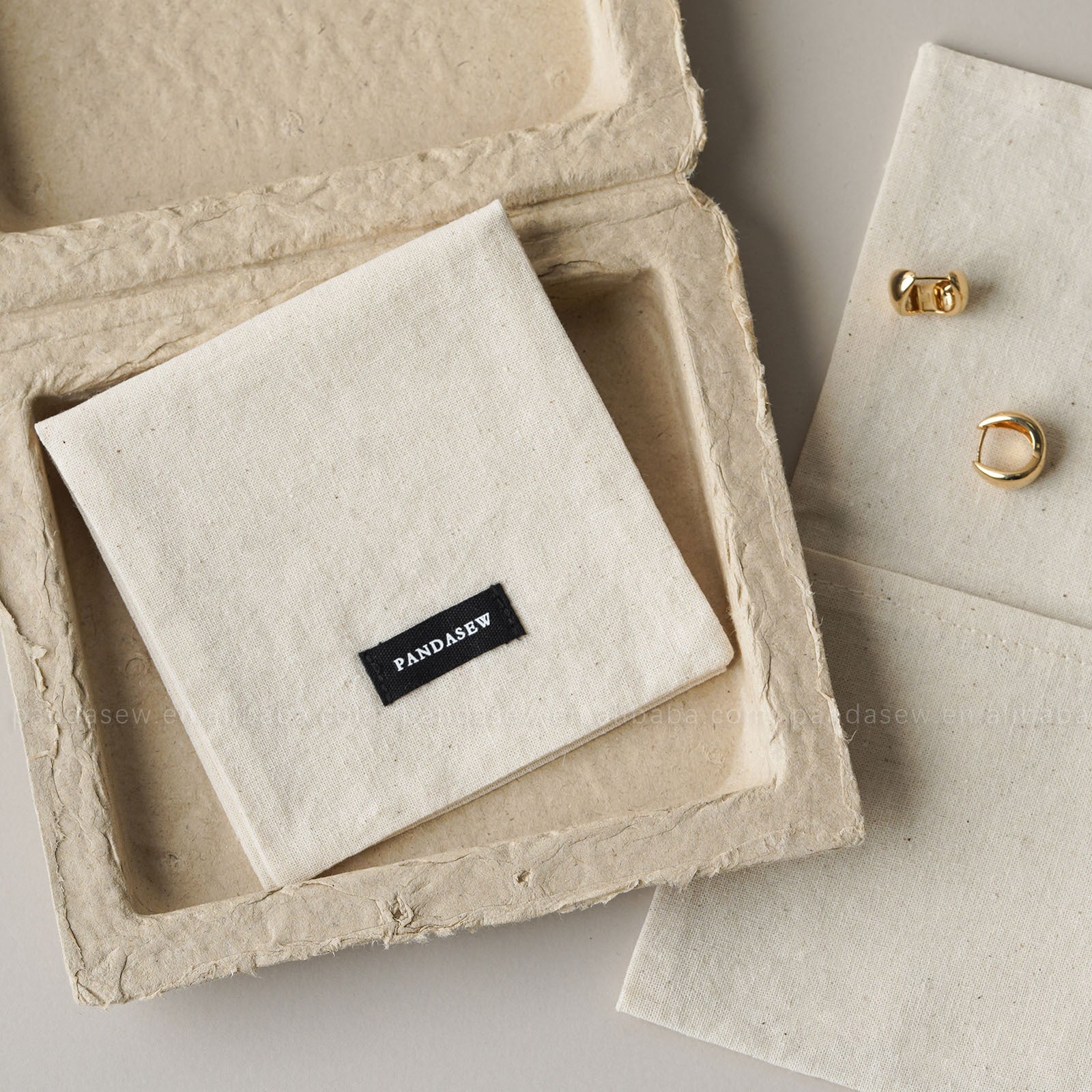 1 Piece Cotton Jewelry Packaging Bag In Beige For Elegant Jewelry Storage
