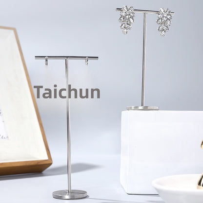 1 Piece Metal Jewelry Rack In Silver For Stylish And Durable Accessories Display