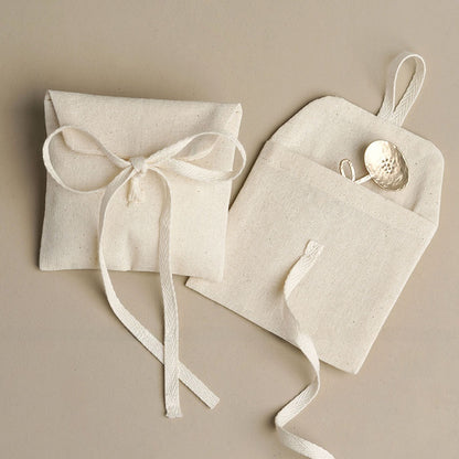 Cotton Jewelry Packaging Bags In Beige For Elegant And Eco-Friendly Jewelry Storage