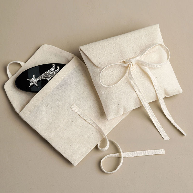 Cotton Jewelry Packaging Bags In Beige For Elegant And Eco-Friendly Jewelry Storage