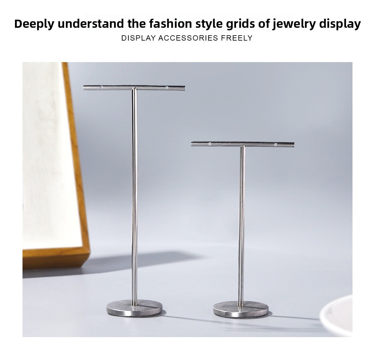 1 Piece Metal Jewelry Rack In Silver For Stylish And Durable Accessories Display