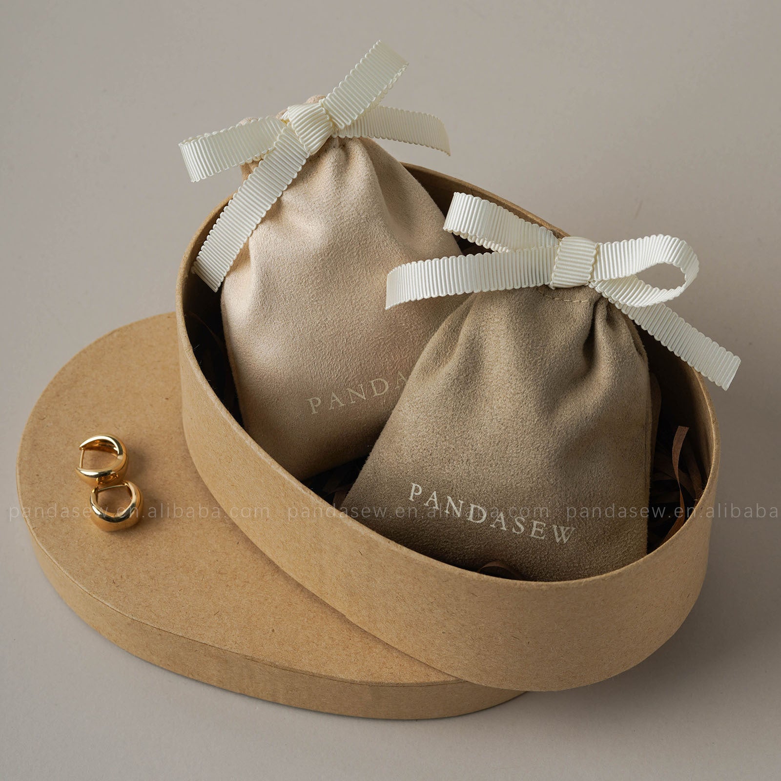Flannel Jewelry Packaging Bag, Soft And Durable Material For Secure Storage