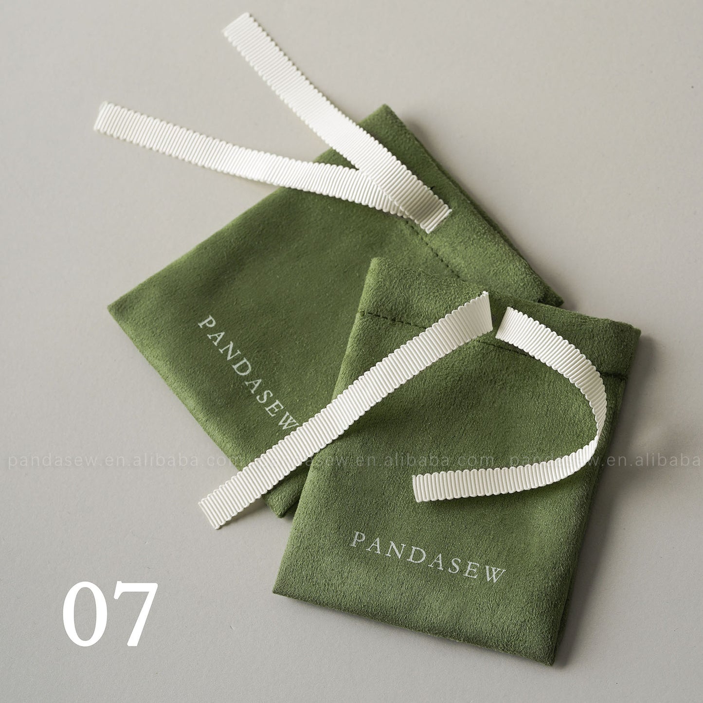 Flannel Jewelry Packaging Bag, Soft And Durable Material For Secure Storage