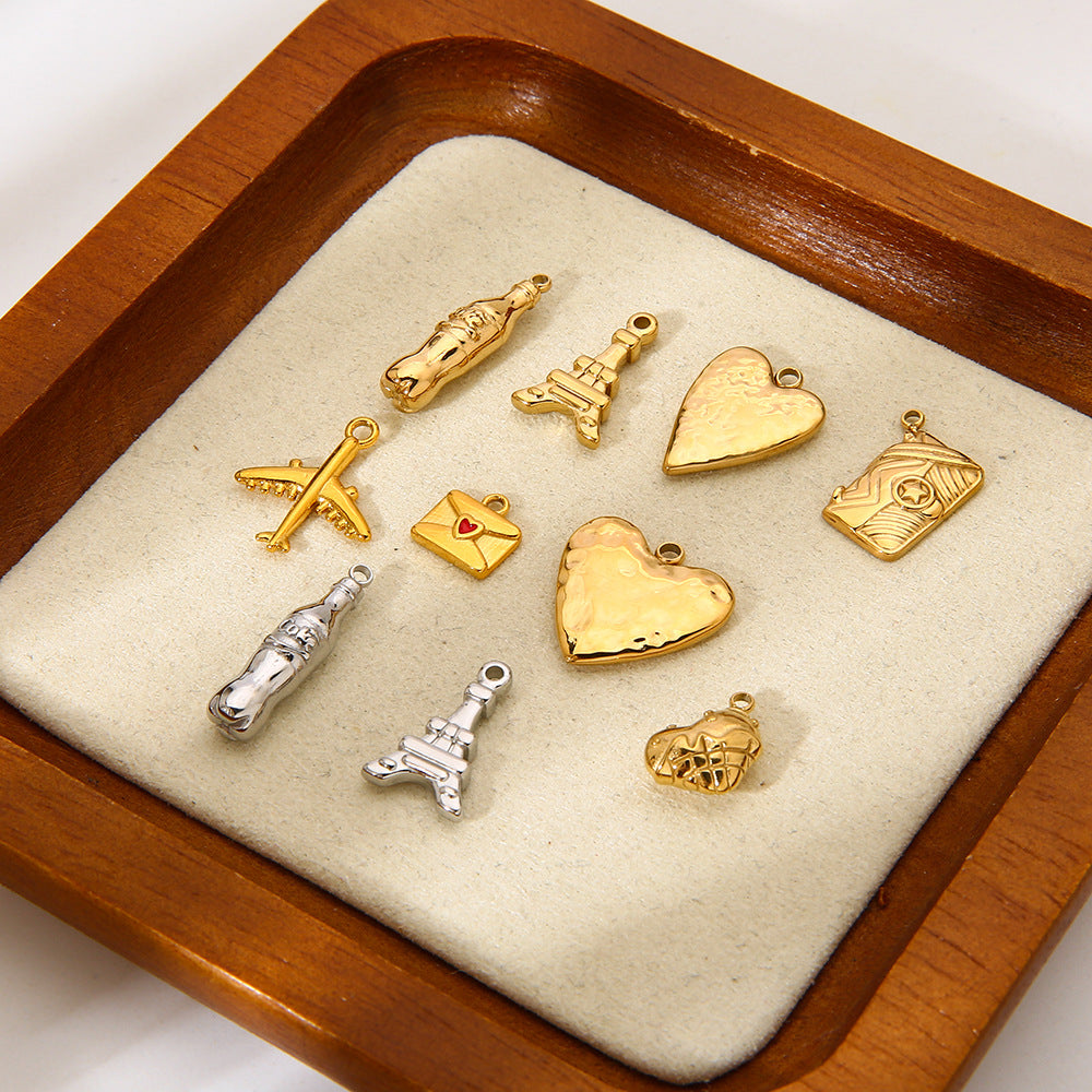 Heart Shape Pendant For Women Featuring 18K Real Gold Plated Material, Elegant And Stylish Jewelry Accessory
