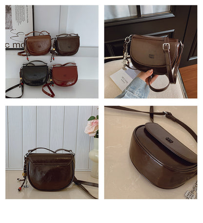 Shell-Shaped Shoulder Bag For Women In PU Leather, Stylish And Elegant Design