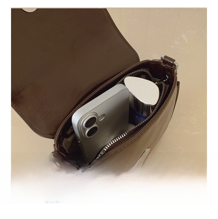 Shell-Shaped Shoulder Bag For Women In PU Leather, Stylish And Elegant Design
