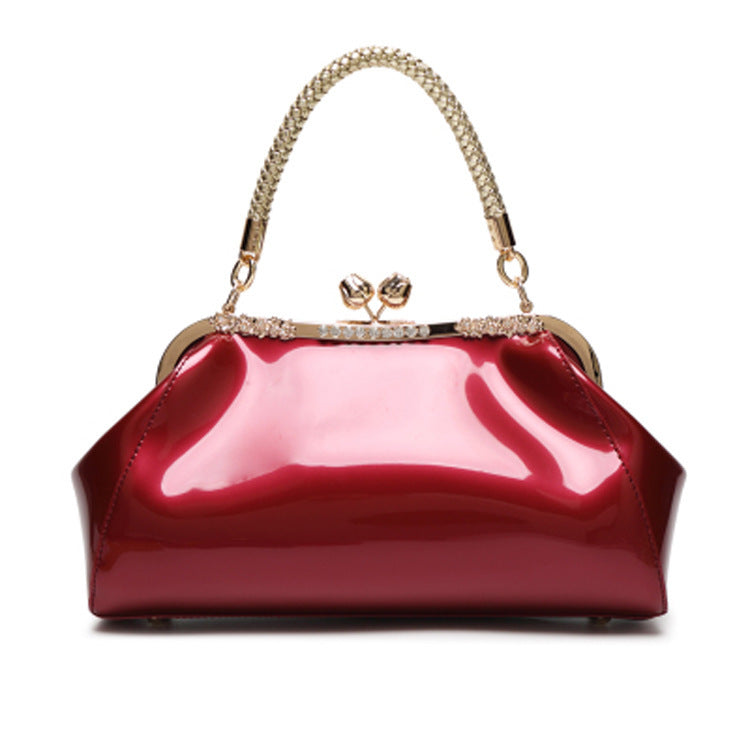 Square Shoulder Bag For Women In Patent Leather Featuring Elegant Design