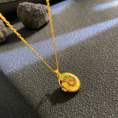 Sunflower Necklace For Women Featuring A Delicate Shell Pattern In Elegant Golden Tone