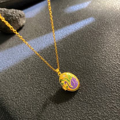 Sunflower Necklace For Women Featuring A Delicate Shell Pattern In Elegant Golden Tone