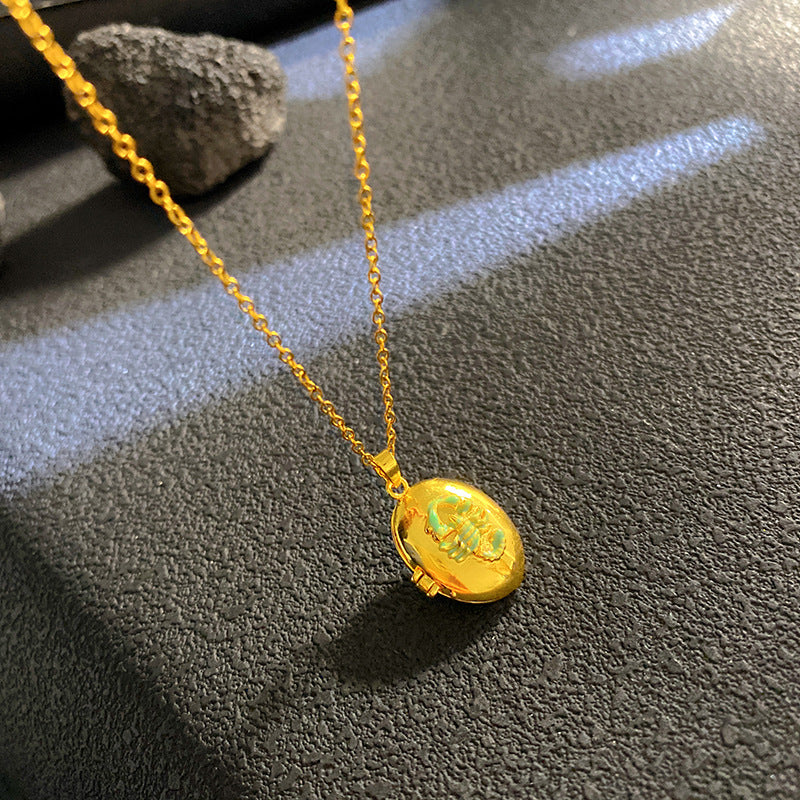 Sunflower Necklace For Women Featuring A Delicate Shell Pattern In Elegant Golden Tone
