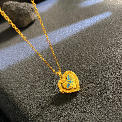 Sunflower Necklace For Women Featuring A Delicate Shell Pattern In Elegant Golden Tone