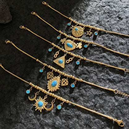 Luxurious Heart Shape Stainless Steel Charm Bracelet For Women In Golden Titanium Steel