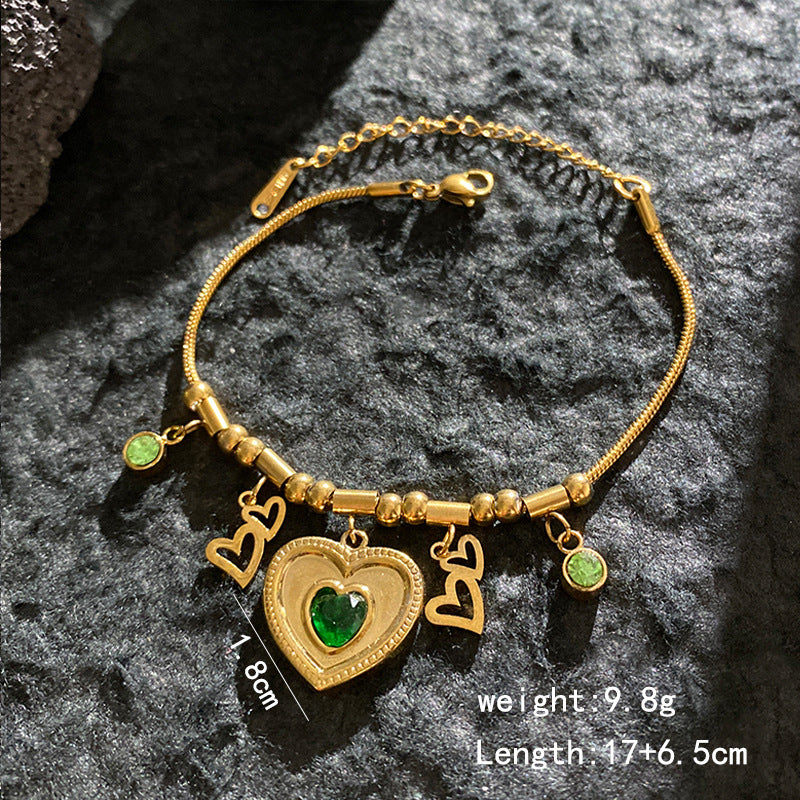 Luxurious Heart Shape Stainless Steel Charm Bracelet For Women In Golden Titanium Steel