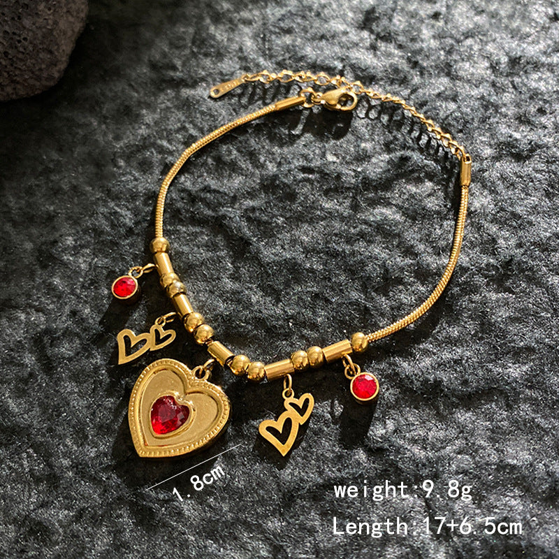 Luxurious Heart Shape Stainless Steel Charm Bracelet For Women In Golden Titanium Steel