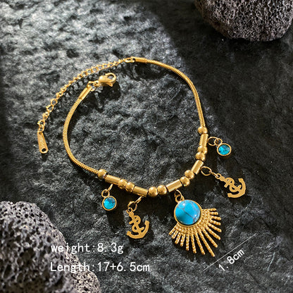 Luxurious Heart Shape Stainless Steel Charm Bracelet For Women In Golden Titanium Steel