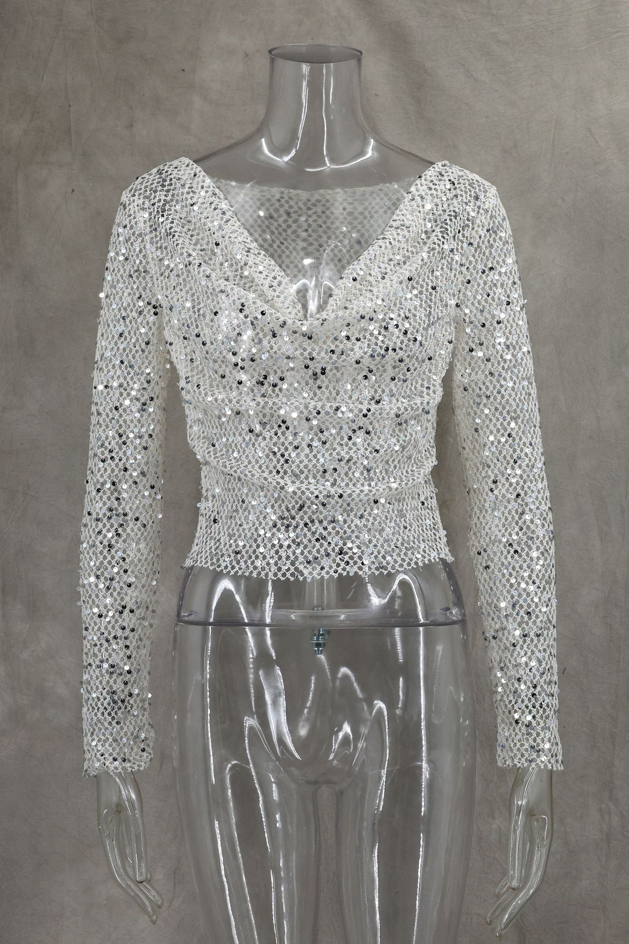 Sexy Long Sleeve Polyester Shirt For Women With Collarless Design And Regular Fit