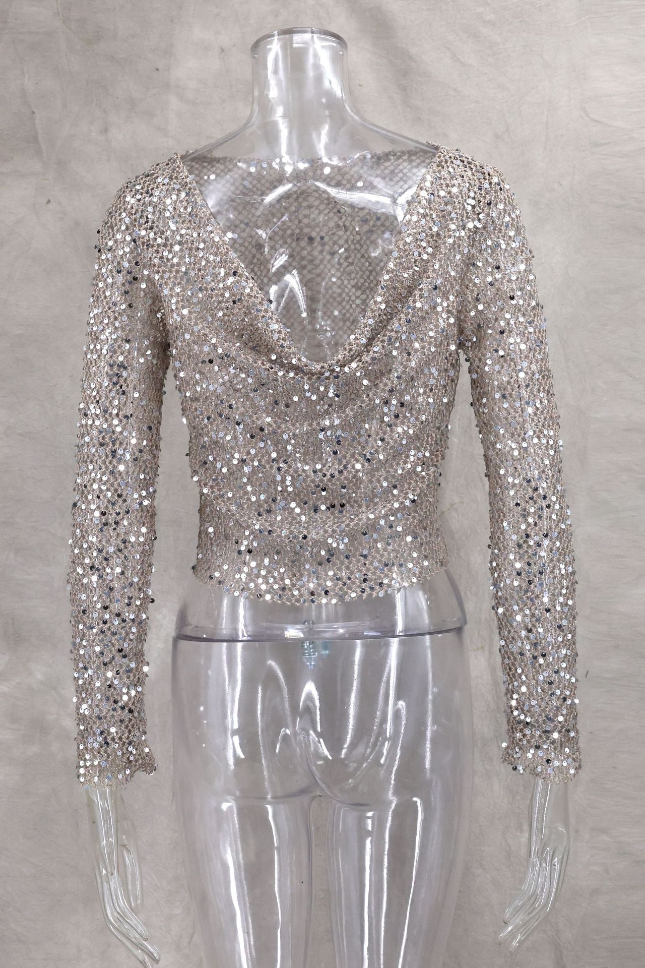 Sexy Long Sleeve Polyester Shirt For Women With Collarless Design And Regular Fit
