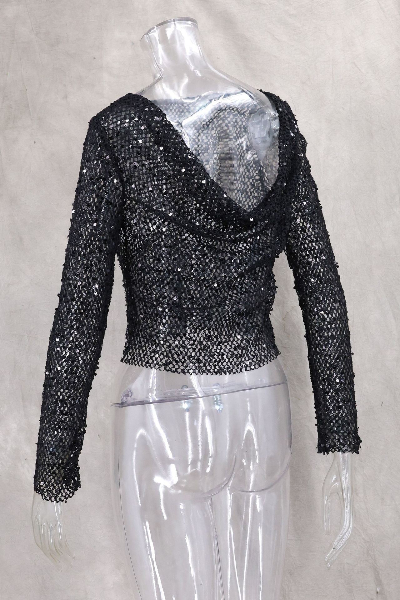 Sexy Long Sleeve Polyester Shirt For Women With Collarless Design And Regular Fit
