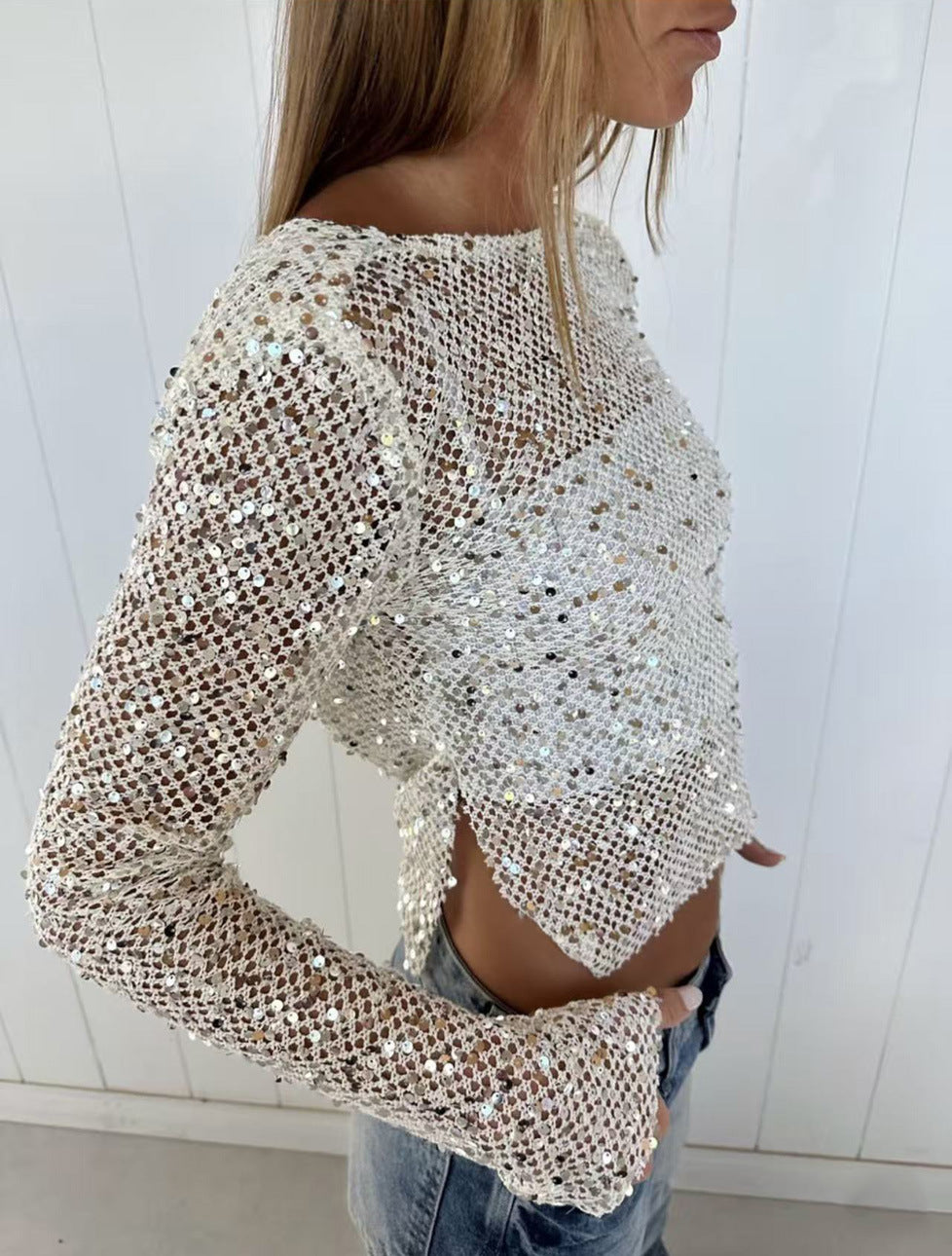 Sexy Long Sleeve Polyester Shirt For Women With Collarless Design And Regular Fit