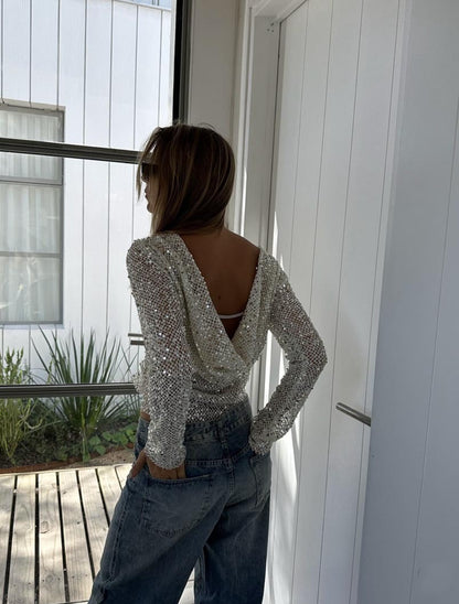 Sexy Long Sleeve Polyester Shirt For Women With Collarless Design And Regular Fit