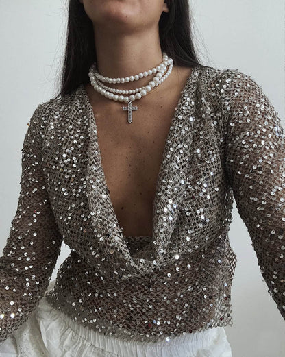 Sexy Long Sleeve Polyester Shirt For Women With Collarless Design And Regular Fit