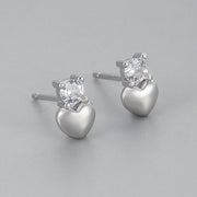 Single Diamond Smooth Heart Earrings/White Gold