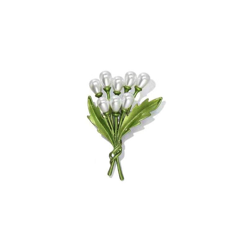 Pin Brooch Featuring A Green Plant Leaf Design, Elegant Jewelry Accessory