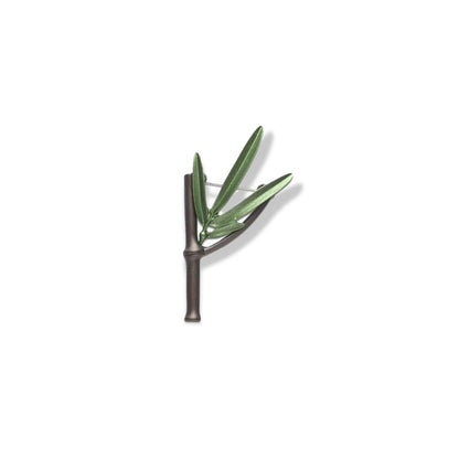 Pin Brooch Featuring A Green Plant Leaf Design, Elegant Jewelry Accessory