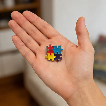 Pin Brooch Featuring A Jigsaw Pattern, Stylish And Unique Accessory For Any Outfit