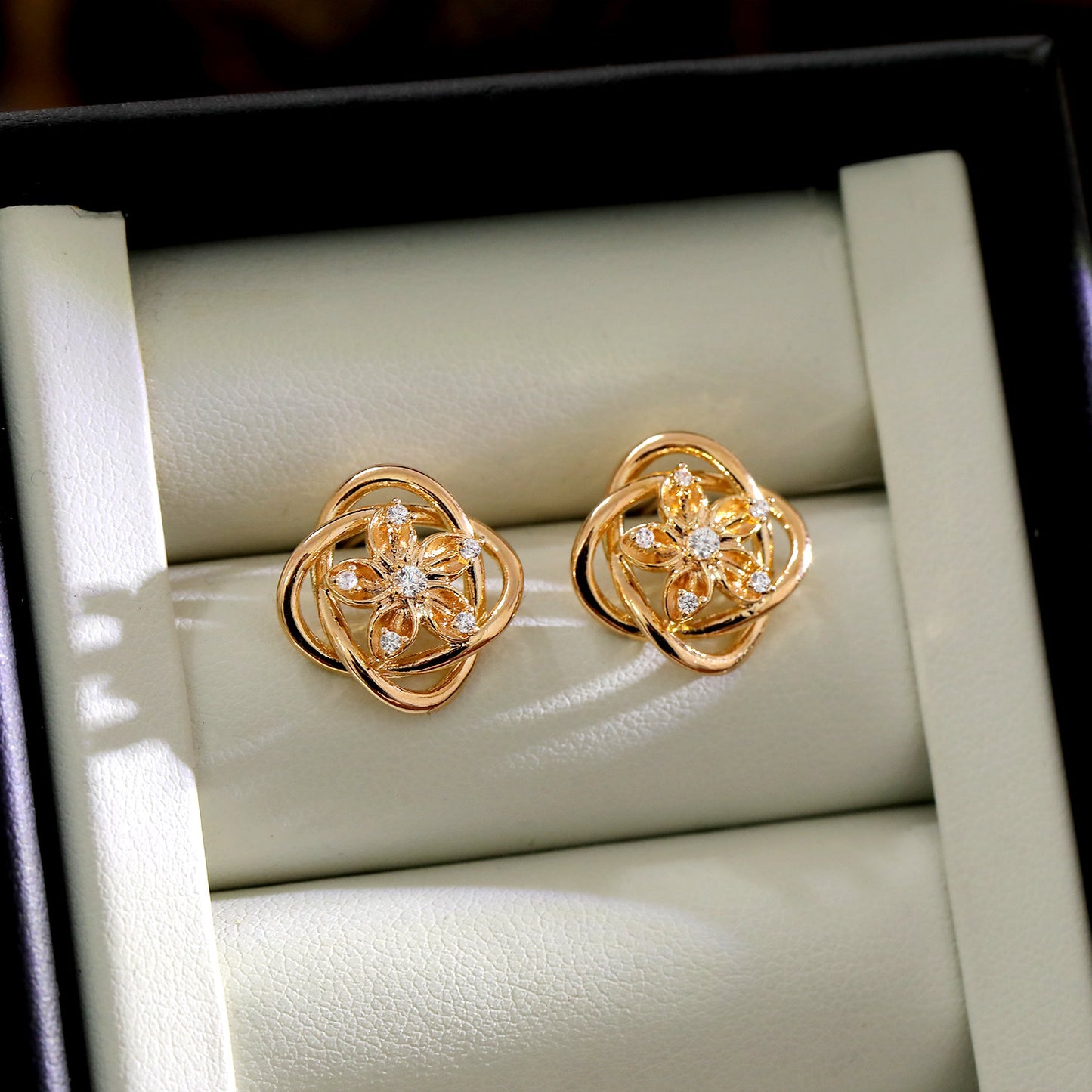 Flower Pattern Round Petal Stud Earrings For Women In Elegant Champagne Color
