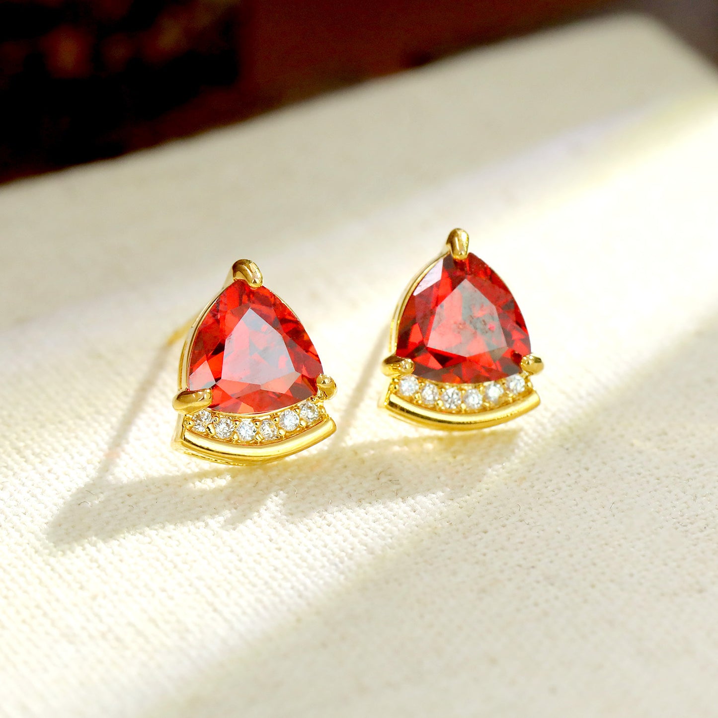 Round Stud Earrings For Women With 18K Real Gold Plated And Zircon Inlay
