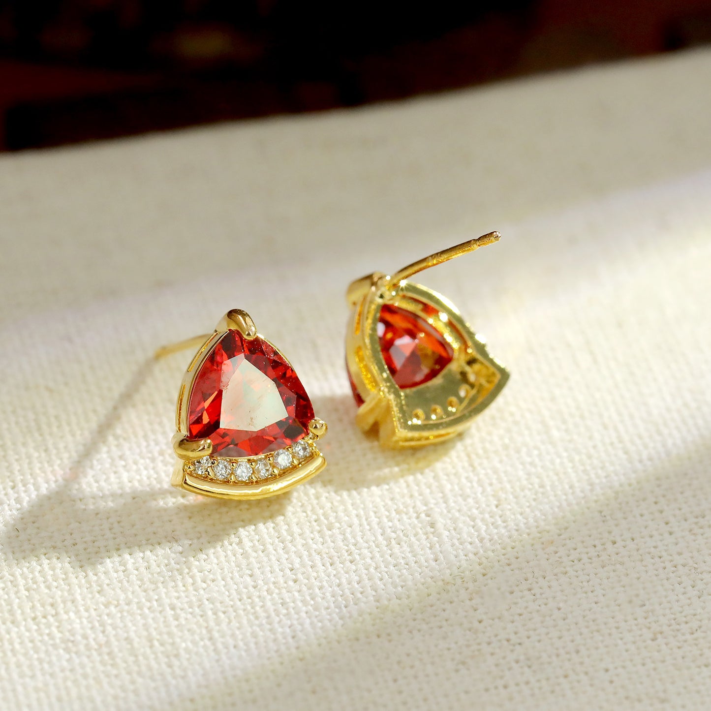 Round Stud Earrings For Women With 18K Real Gold Plated And Zircon Inlay