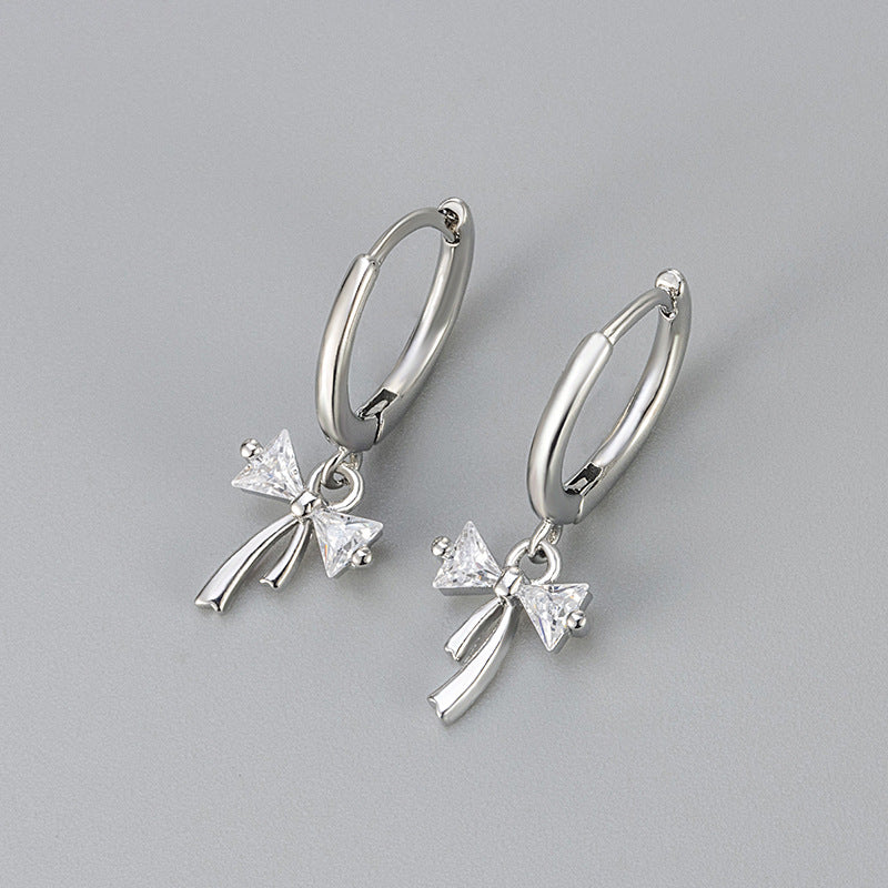 Sweet Bow Knot Stud Earrings For Women In Silver Featuring Copper Material