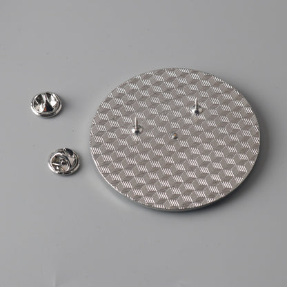 Daisy Pattern Keychain Featuring Elegant Floral Design For Stylish Accessory